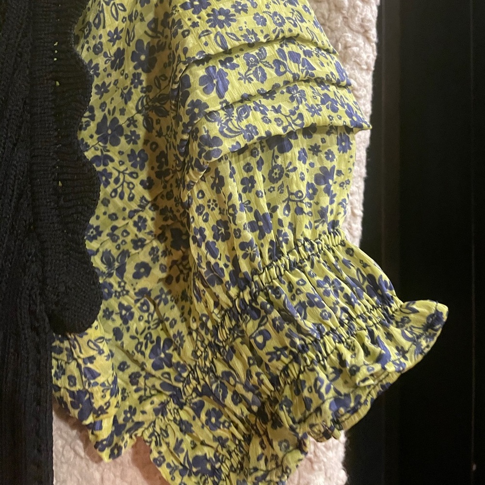 Blouse - Picture 15 of 16
